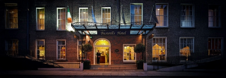 Buswells Hotel entrance