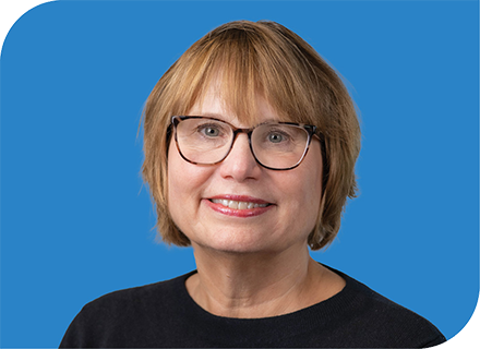 Carol Riesett headshot