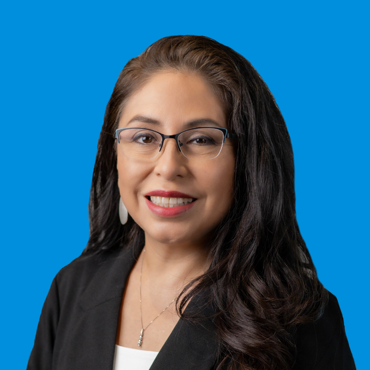Cindy Claros headshot